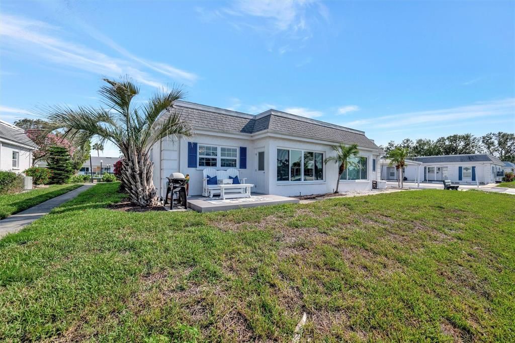 出租: $2,150 (2 贝兹, 2 浴室, 1078 平方英尺)