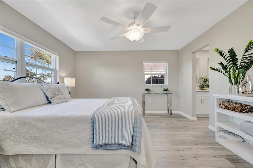 出租: $2,150 (2 贝兹, 2 浴室, 1078 平方英尺)