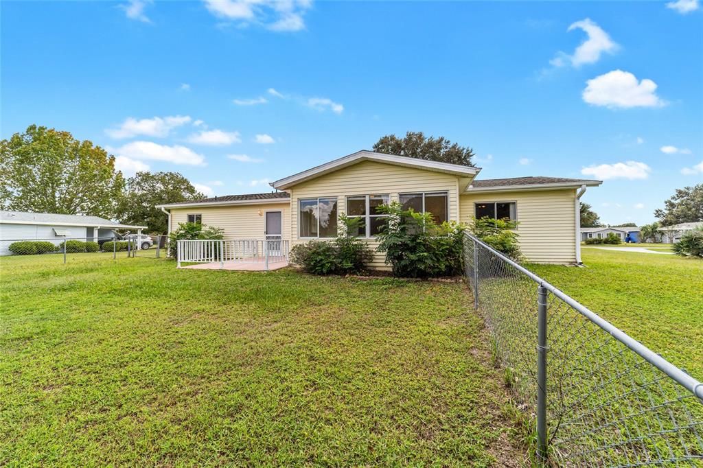 Active With Contract: $152,000 (2 beds, 2 baths, 1288 Square Feet)