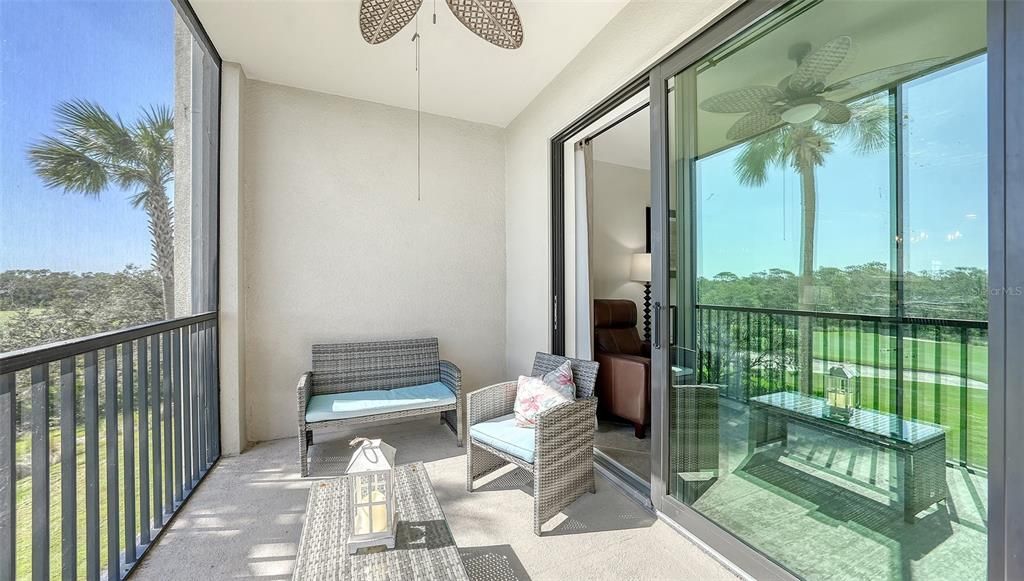 En Venta: $260,000 (2 camas, 2 baños, 1121 Pies cuadrados)