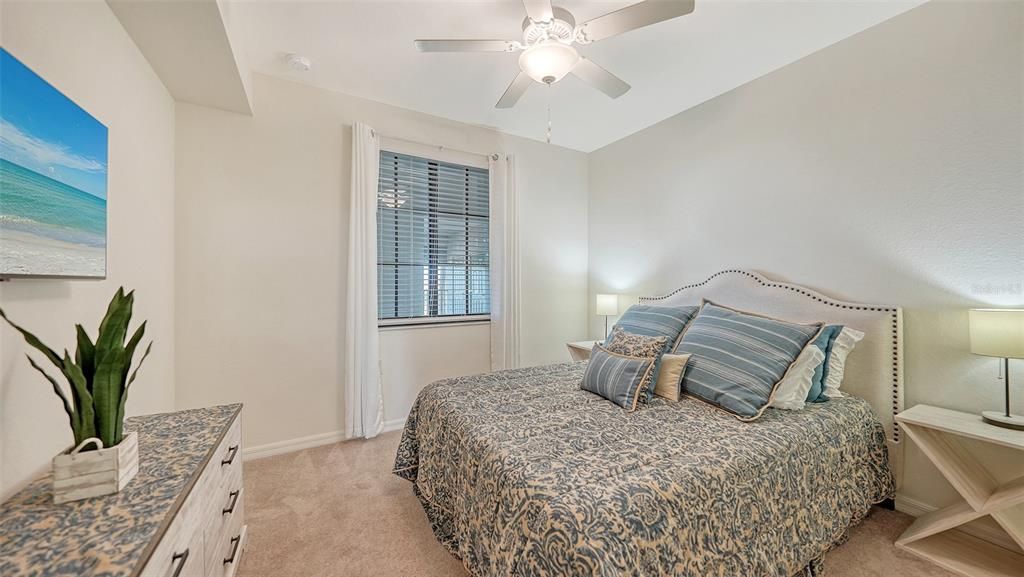 En Venta: $260,000 (2 camas, 2 baños, 1121 Pies cuadrados)