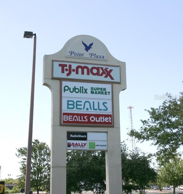 For Sale: $99,900 (2 beds, 2 baths, 978 Square Feet)