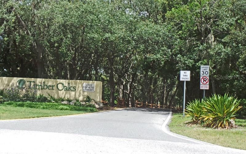 For Sale: $99,900 (2 beds, 2 baths, 978 Square Feet)