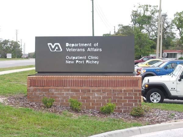 For Sale: $99,900 (2 beds, 2 baths, 978 Square Feet)