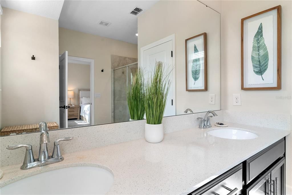 Active With Contract: $275,000 (3 beds, 2 baths, 1731 Square Feet)