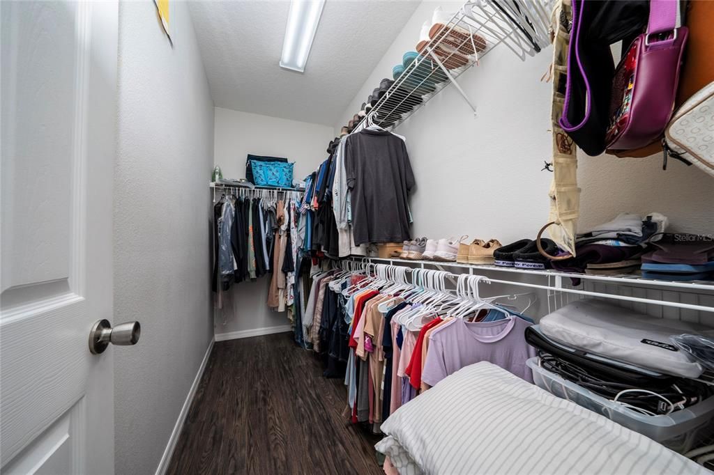 For Sale: $419,000 (4 beds, 2 baths, 2052 Square Feet)