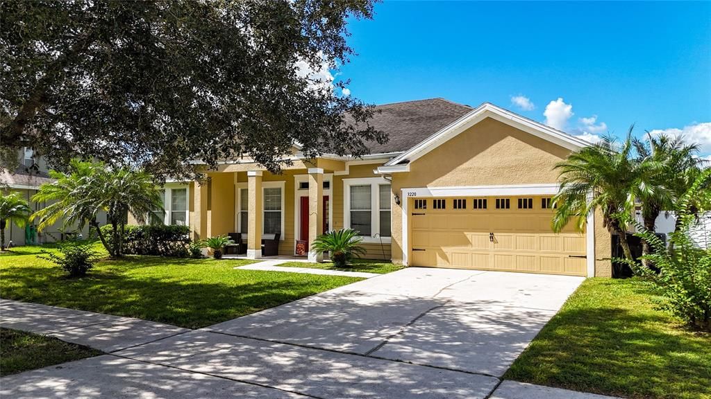 For Sale: $419,000 (4 beds, 2 baths, 2052 Square Feet)