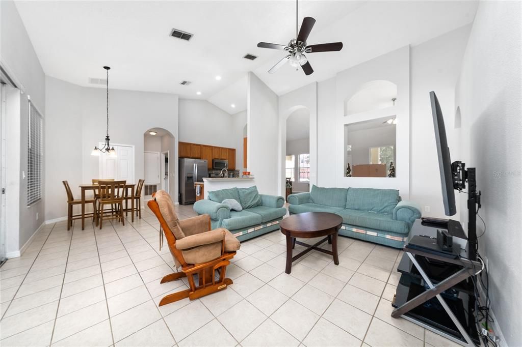 For Sale: $419,000 (4 beds, 2 baths, 2052 Square Feet)