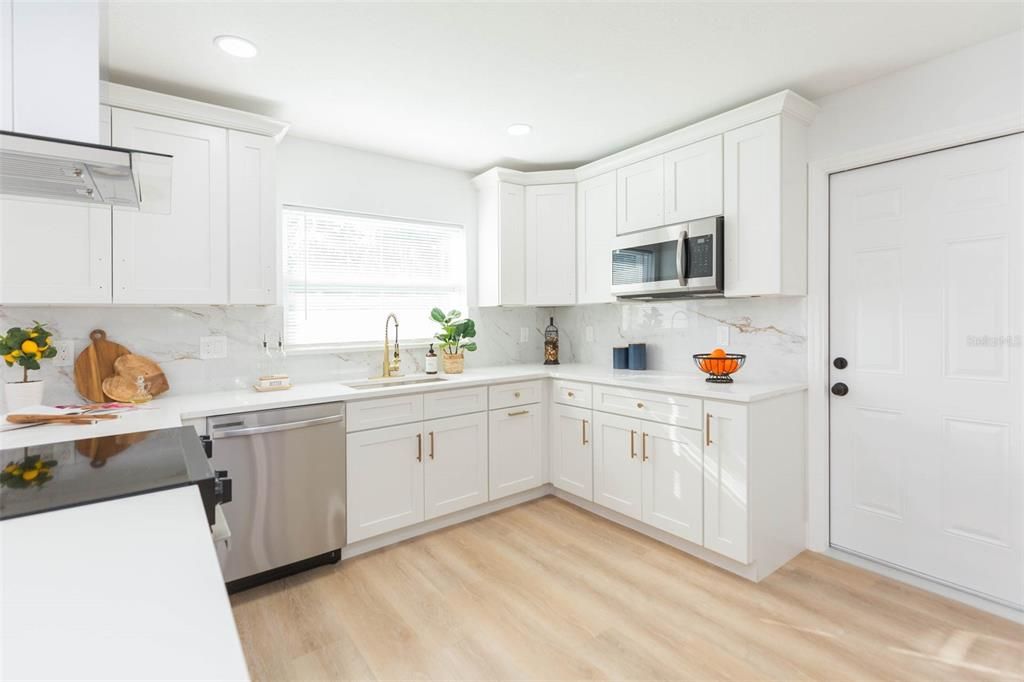 Active With Contract: $489,900 (4 beds, 2 baths, 2065 Square Feet)