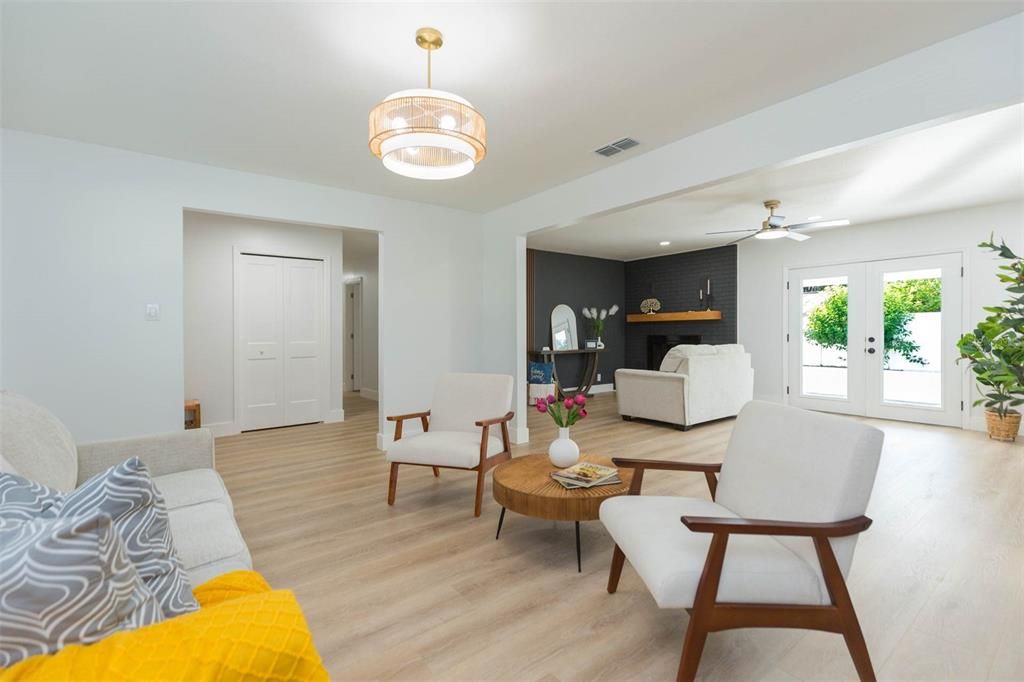 Active With Contract: $489,900 (4 beds, 2 baths, 2065 Square Feet)