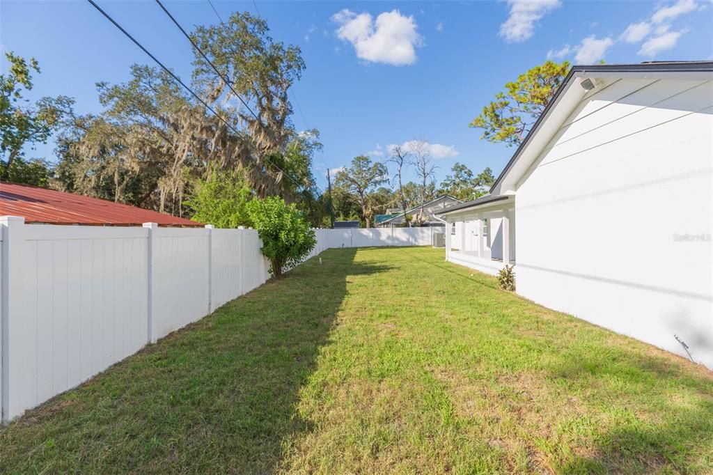 Active With Contract: $489,900 (4 beds, 2 baths, 2065 Square Feet)