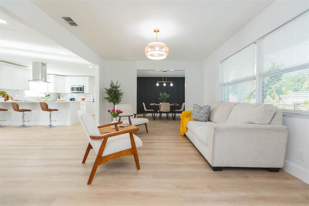 Active With Contract: $489,900 (4 beds, 2 baths, 2065 Square Feet)