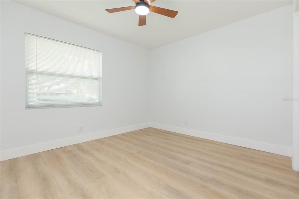 Active With Contract: $489,900 (4 beds, 2 baths, 2065 Square Feet)