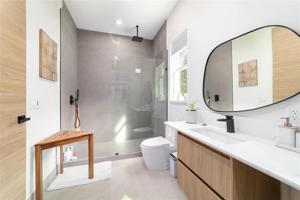 En Venta: $1,295,000 (3 camas, 4 baños, 3499 Pies cuadrados)