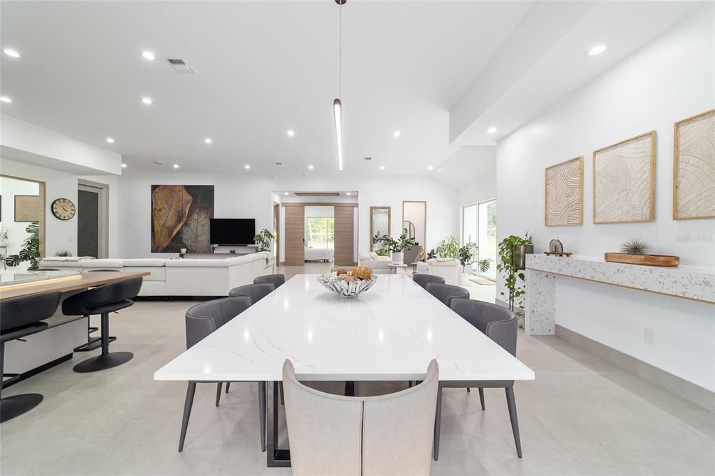 En Venta: $1,295,000 (3 camas, 4 baños, 3499 Pies cuadrados)