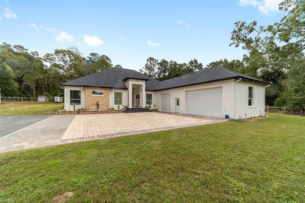 En Venta: $1,295,000 (3 camas, 4 baños, 3499 Pies cuadrados)