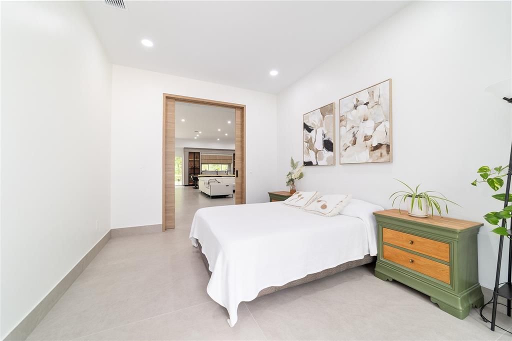 En Venta: $1,295,000 (3 camas, 4 baños, 3499 Pies cuadrados)