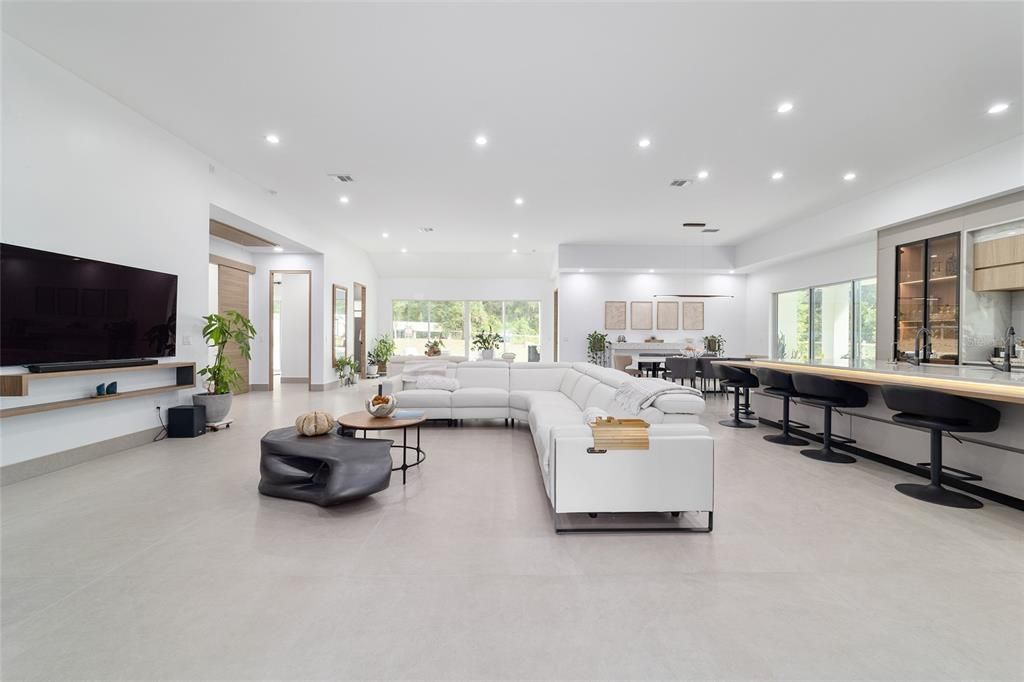 En Venta: $1,295,000 (3 camas, 4 baños, 3499 Pies cuadrados)