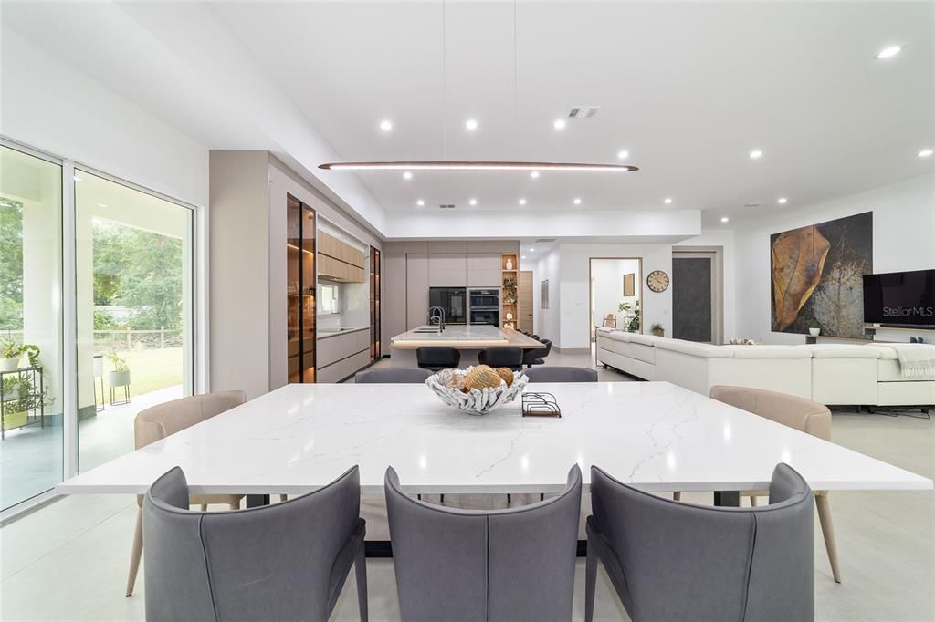 En Venta: $1,295,000 (3 camas, 4 baños, 3499 Pies cuadrados)