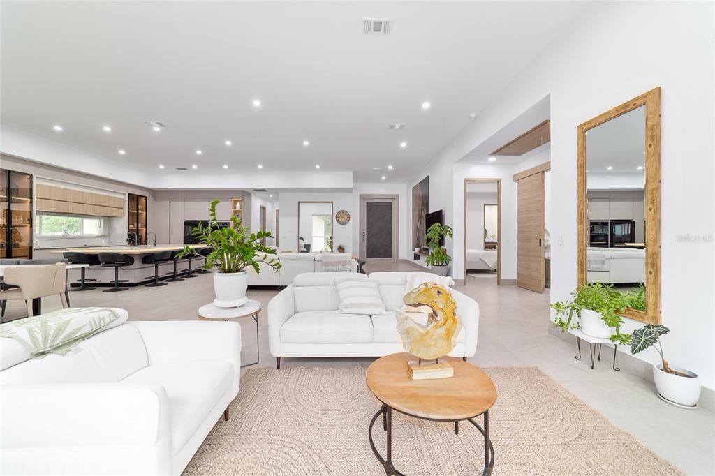 En Venta: $1,295,000 (3 camas, 4 baños, 3499 Pies cuadrados)