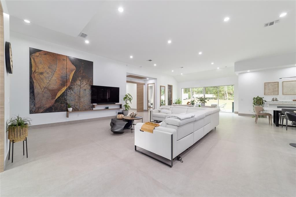 En Venta: $1,295,000 (3 camas, 4 baños, 3499 Pies cuadrados)