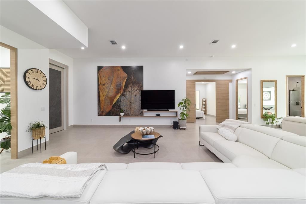 En Venta: $1,295,000 (3 camas, 4 baños, 3499 Pies cuadrados)