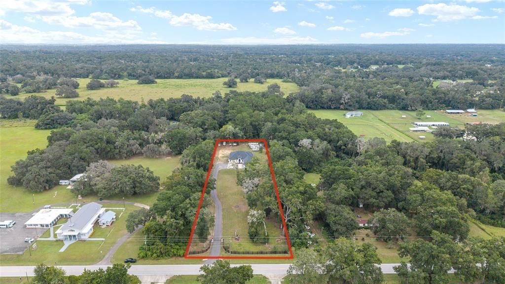 En Venta: $1,295,000 (3 camas, 4 baños, 3499 Pies cuadrados)