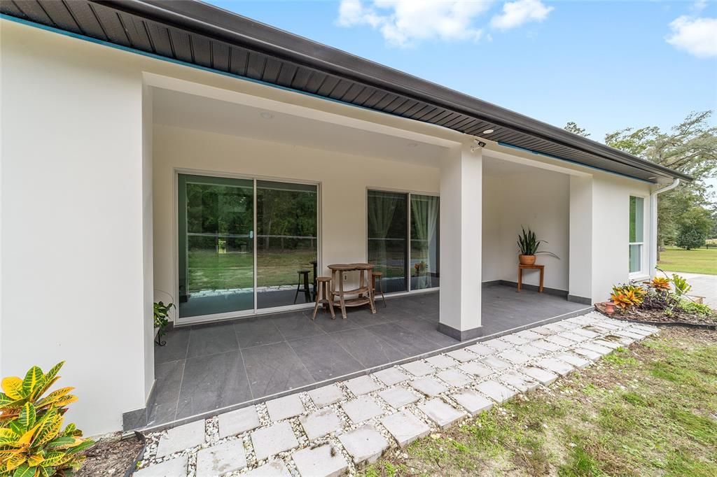 En Venta: $1,295,000 (3 camas, 4 baños, 3499 Pies cuadrados)