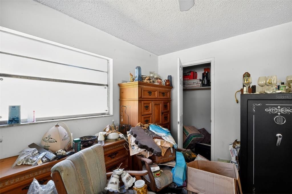 待售: $199,900 (3 贝兹, 2 浴室, 1584 平方英尺)