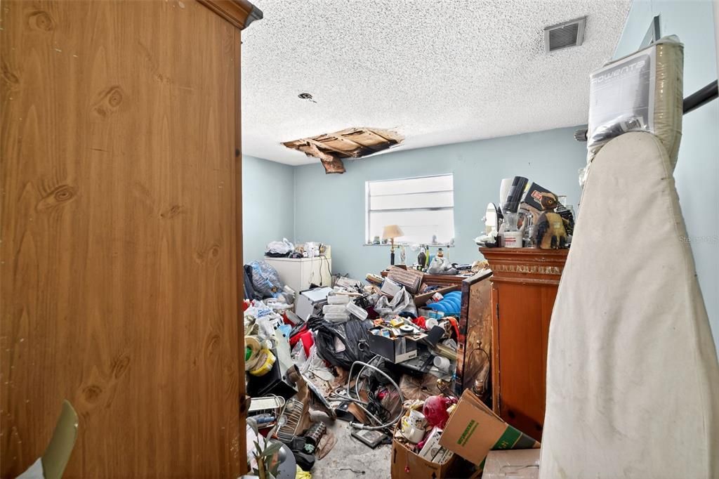 待售: $199,900 (3 贝兹, 2 浴室, 1584 平方英尺)