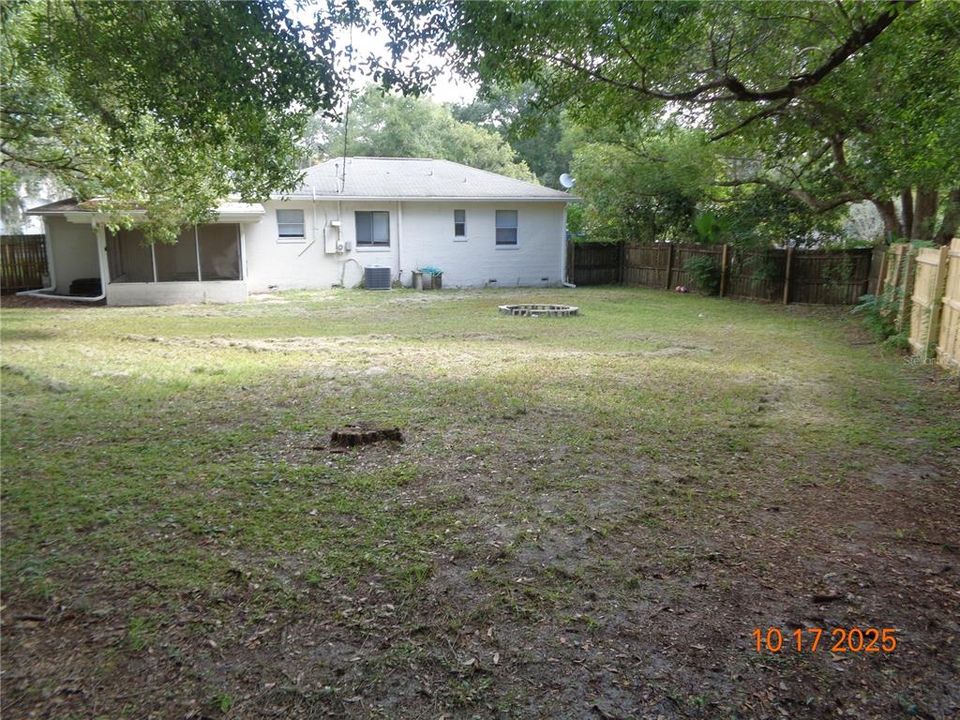 出租: $1,695 (2 贝兹, 2 浴室, 851 平方英尺)