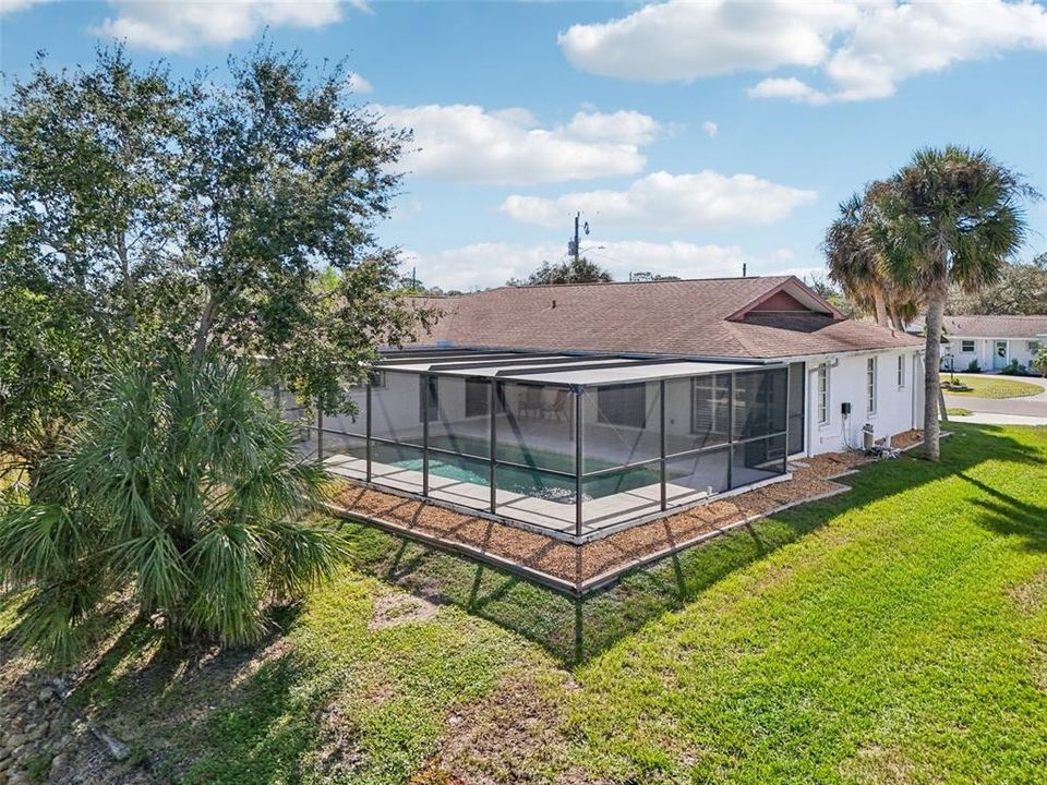 For Sale: $499,000 (3 beds, 2 baths, 2022 Square Feet)