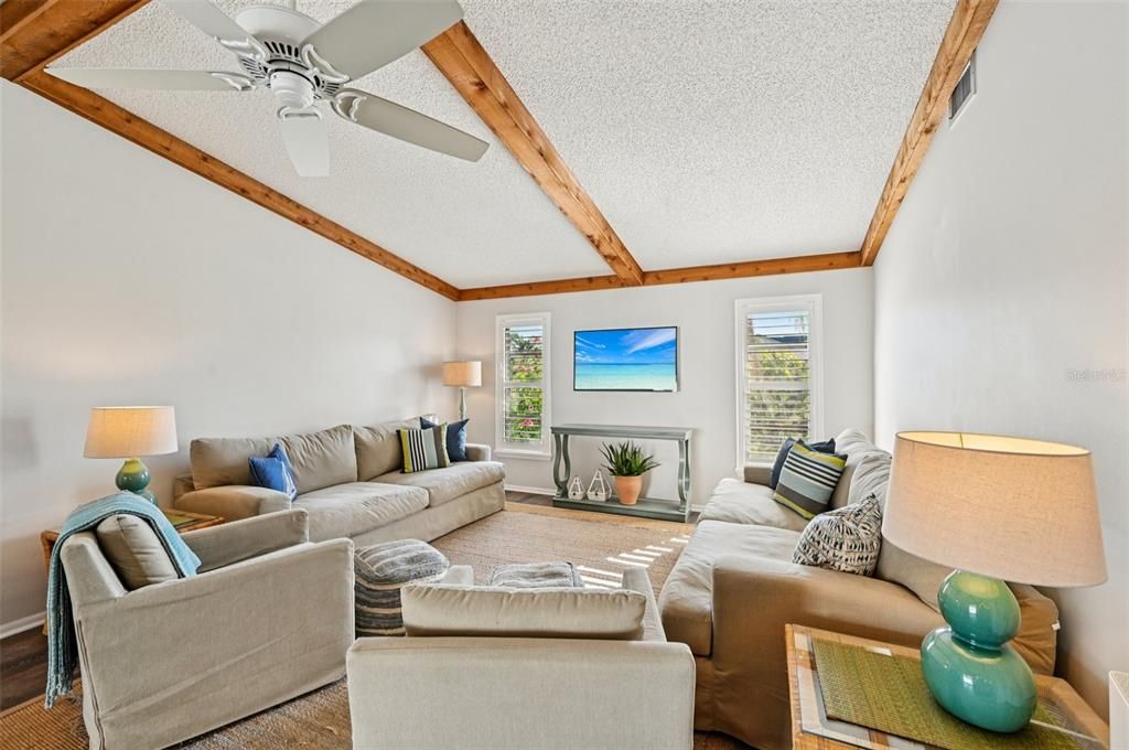 For Sale: $499,000 (3 beds, 2 baths, 2022 Square Feet)