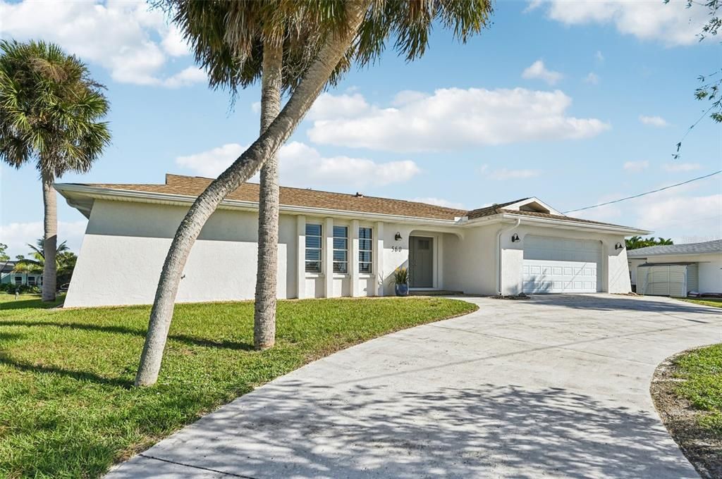 For Sale: $499,000 (3 beds, 2 baths, 2022 Square Feet)