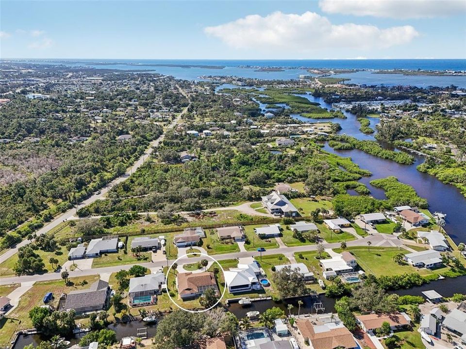 For Sale: $499,000 (3 beds, 2 baths, 2022 Square Feet)