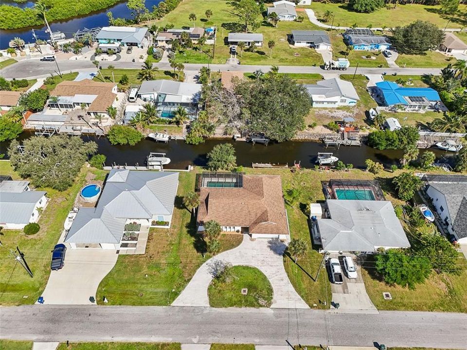 For Sale: $499,000 (3 beds, 2 baths, 2022 Square Feet)