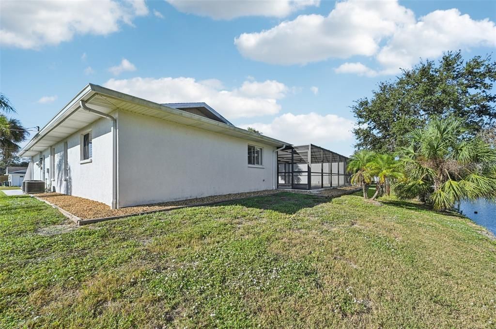 For Sale: $499,000 (3 beds, 2 baths, 2022 Square Feet)