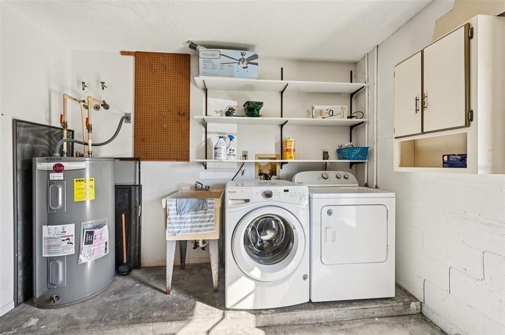 For Sale: $499,000 (3 beds, 2 baths, 2022 Square Feet)