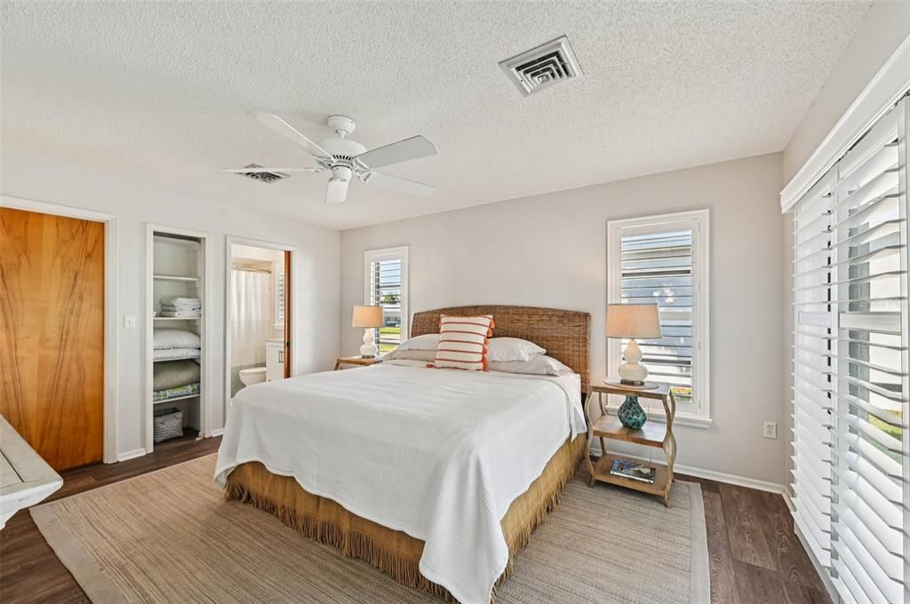 For Sale: $499,000 (3 beds, 2 baths, 2022 Square Feet)