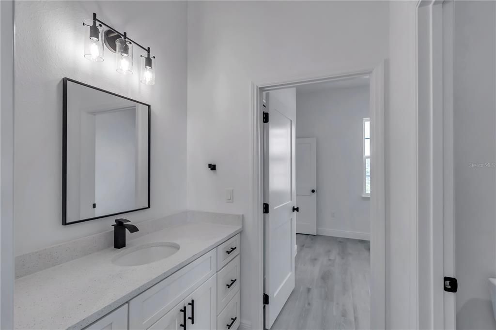 For Sale: $305,900 (4 beds, 2 baths, 1878 Square Feet)