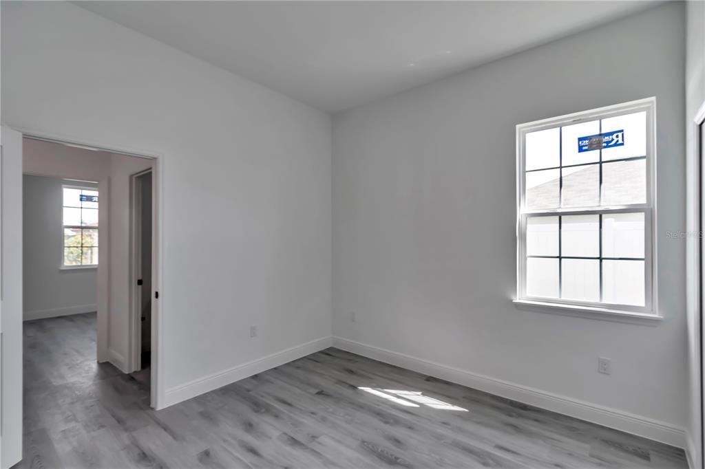 For Sale: $305,900 (4 beds, 2 baths, 1878 Square Feet)