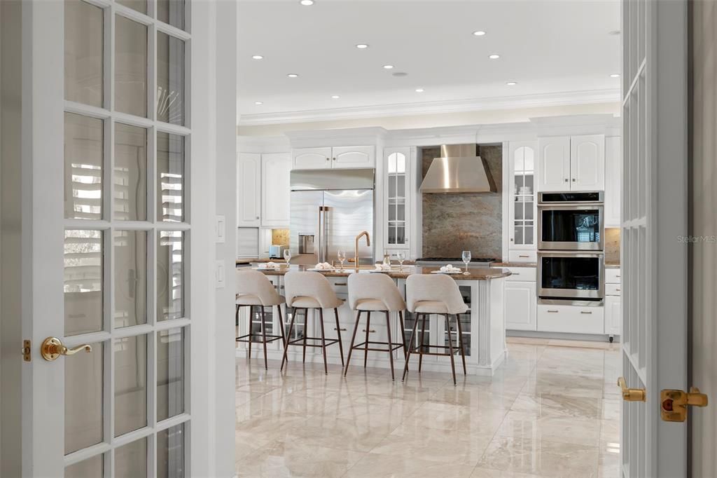 На продажу: $5,995,000 (5 спален, 5 ванн, 6147 Квадратных фут)