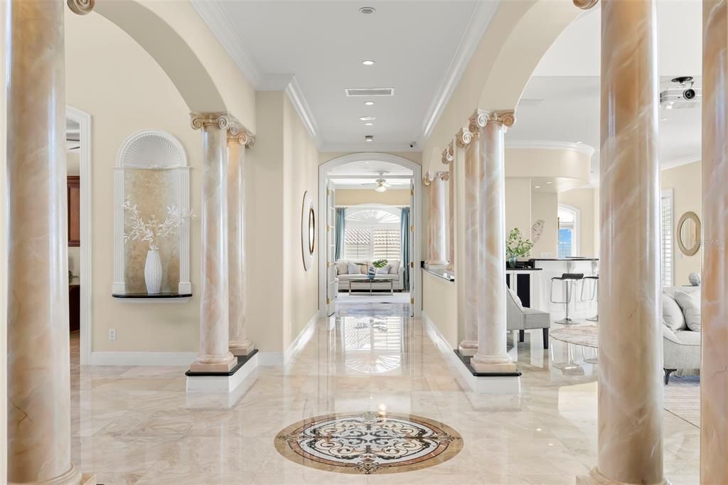 На продажу: $5,995,000 (5 спален, 5 ванн, 6147 Квадратных фут)