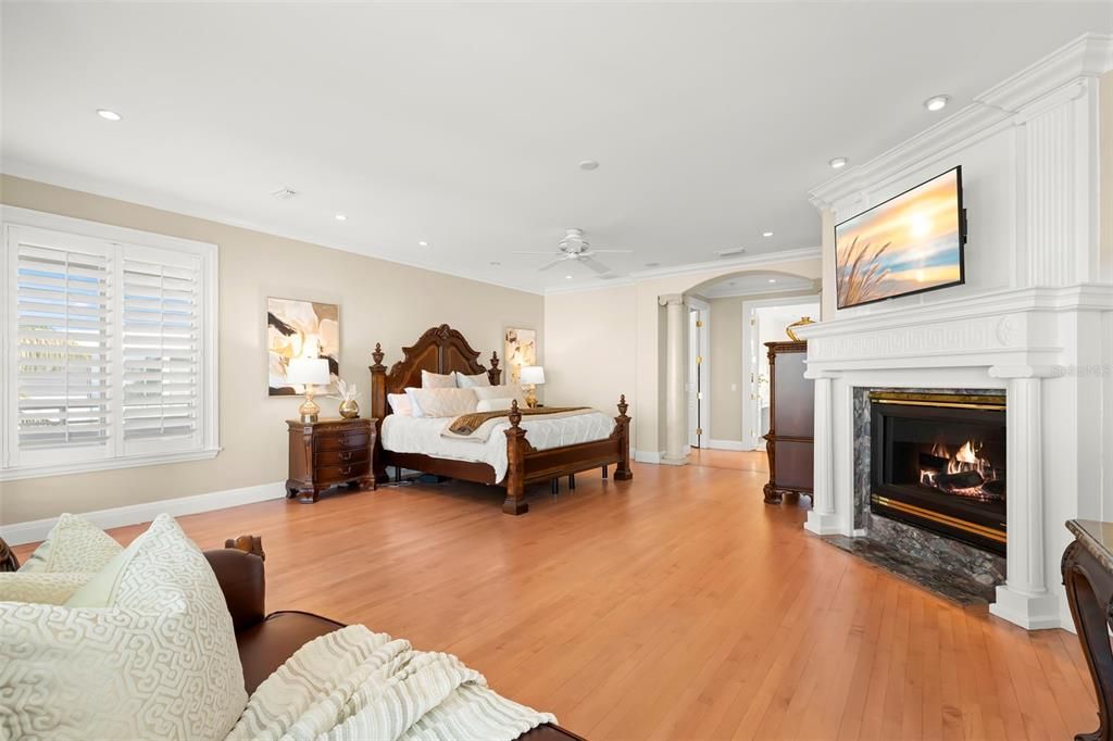 На продажу: $5,995,000 (5 спален, 5 ванн, 6147 Квадратных фут)