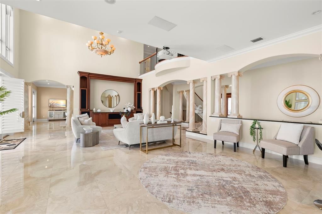 На продажу: $5,995,000 (5 спален, 5 ванн, 6147 Квадратных фут)