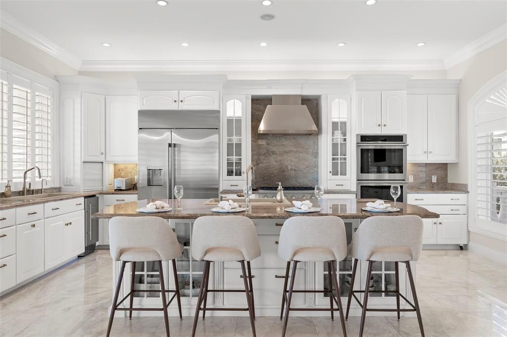 На продажу: $5,995,000 (5 спален, 5 ванн, 6147 Квадратных фут)