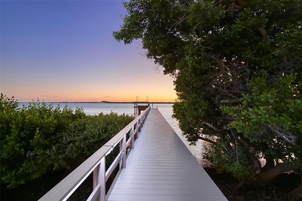 На продажу: $5,995,000 (5 спален, 5 ванн, 6147 Квадратных фут)