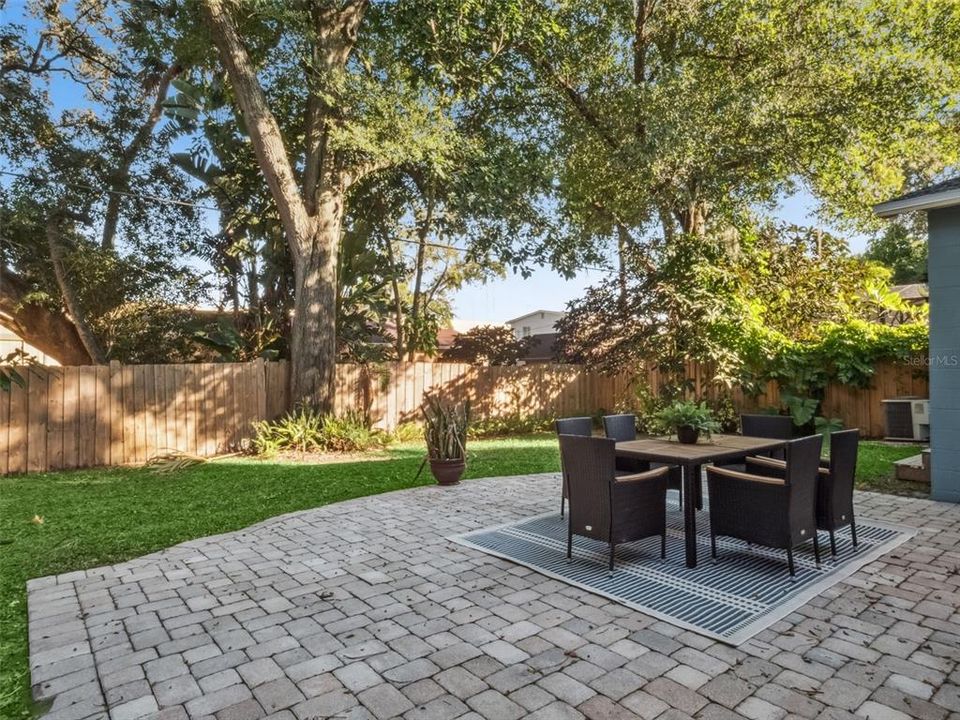 For Sale: $575,000 (3 beds, 2 baths, 1534 Square Feet)