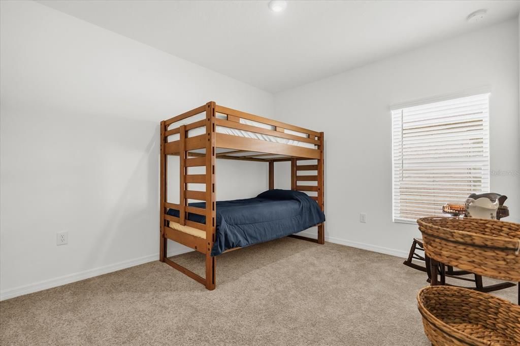 For Sale: $385,000 (3 beds, 2 baths, 1490 Square Feet)