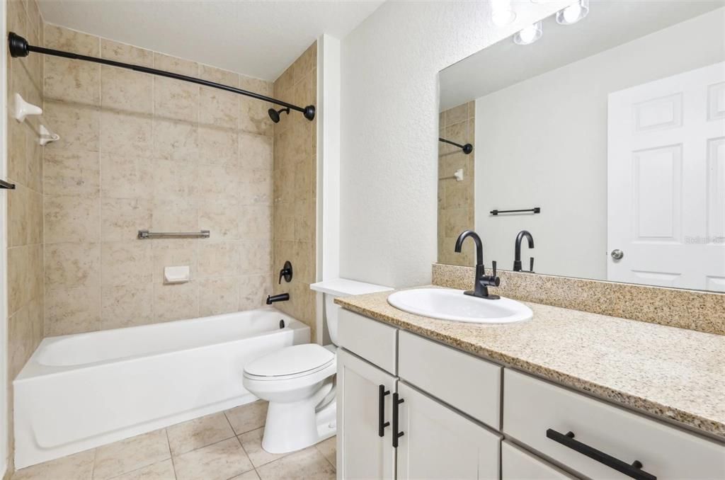 For Rent: $2,115 (1 beds, 1 baths, 772 Square Feet)